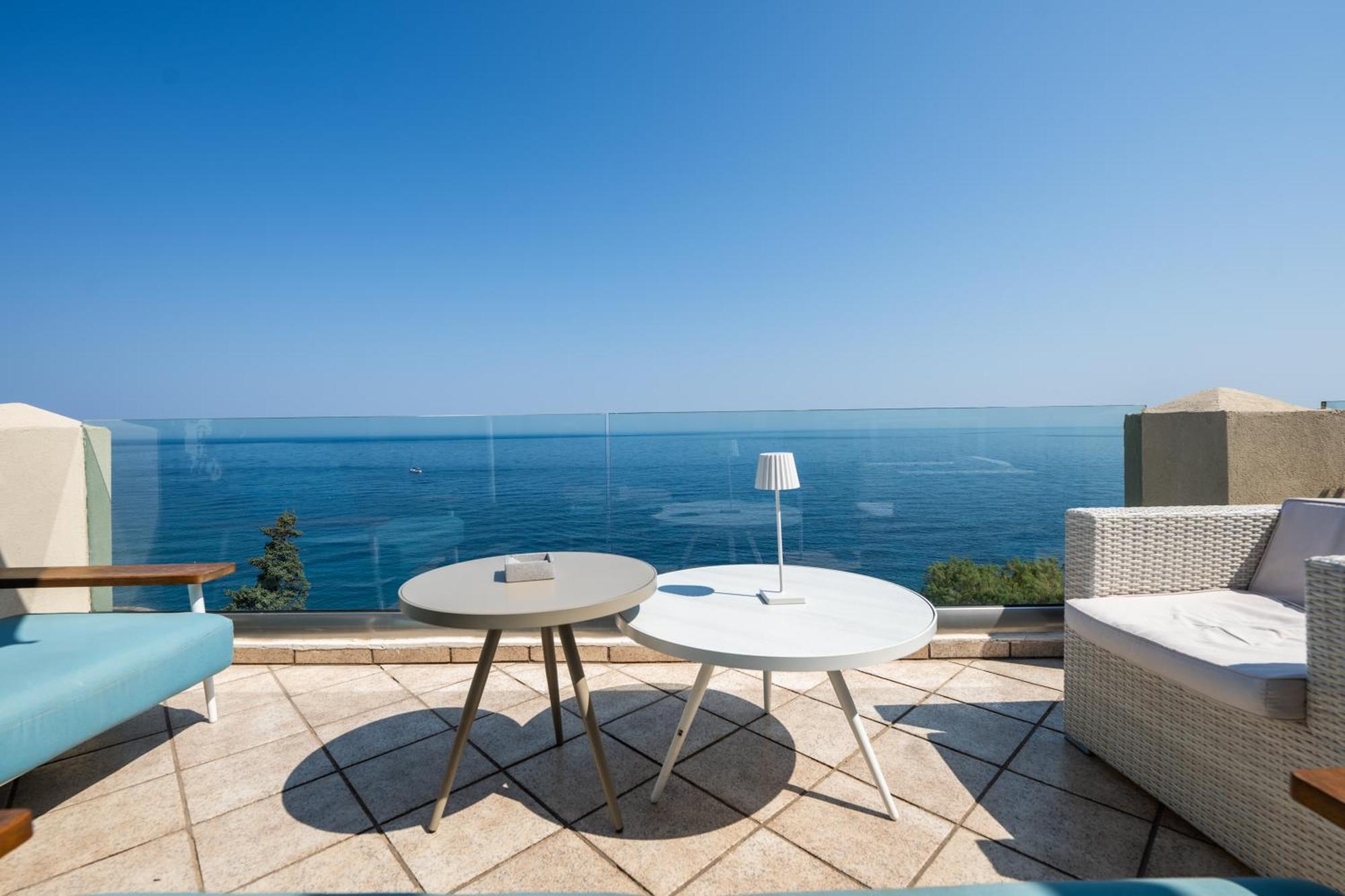 Cavos Bay Hotel & Studios 아르메니스티스 외부 사진