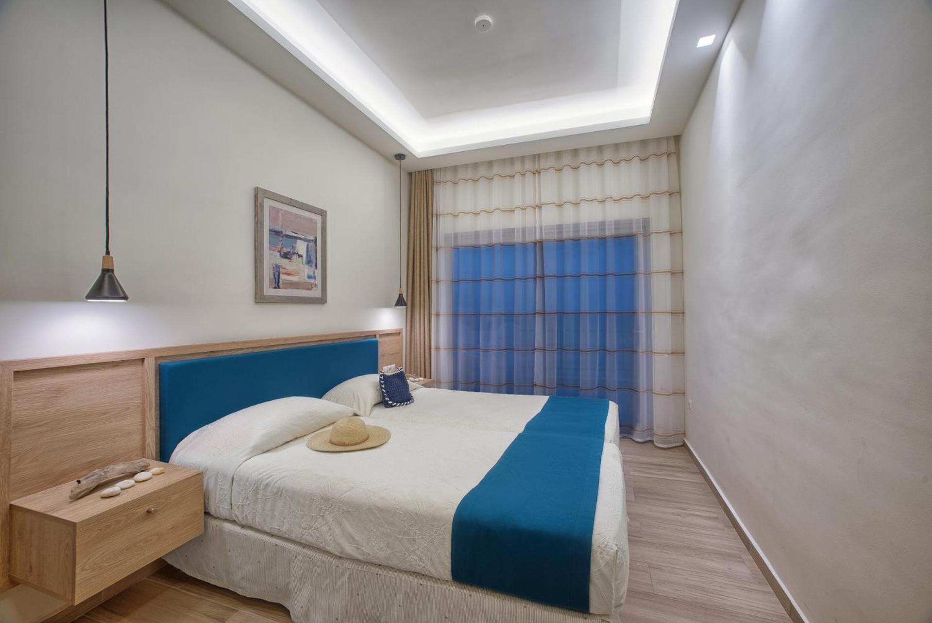 Cavos Bay Hotel & Studios 아르메니스티스 외부 사진
