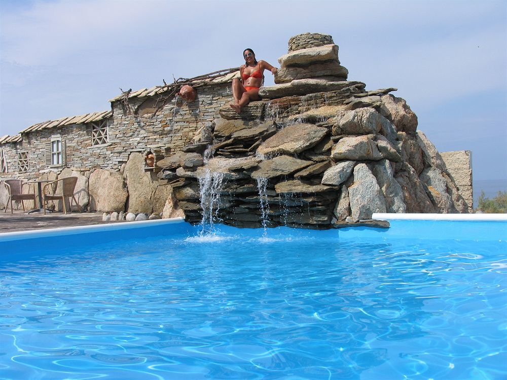 Cavos Bay Hotel & Studios 아르메니스티스 외부 사진